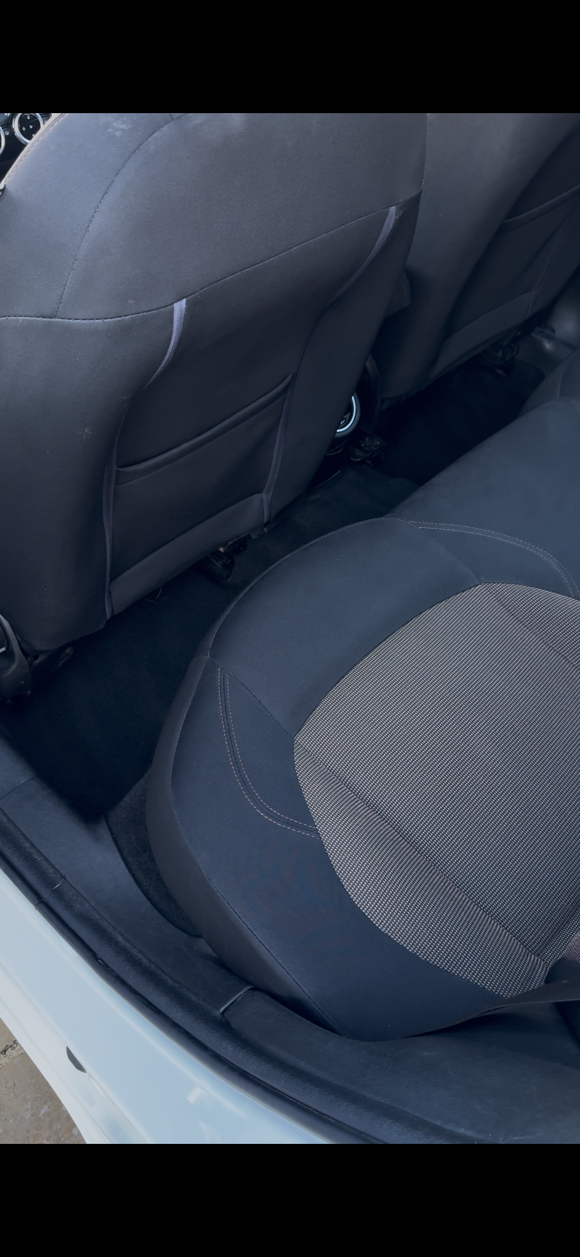 Véhicule après préparation AUTO 9